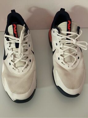 Nike Men’s White and Black Athletic Sneakers with Red Accent